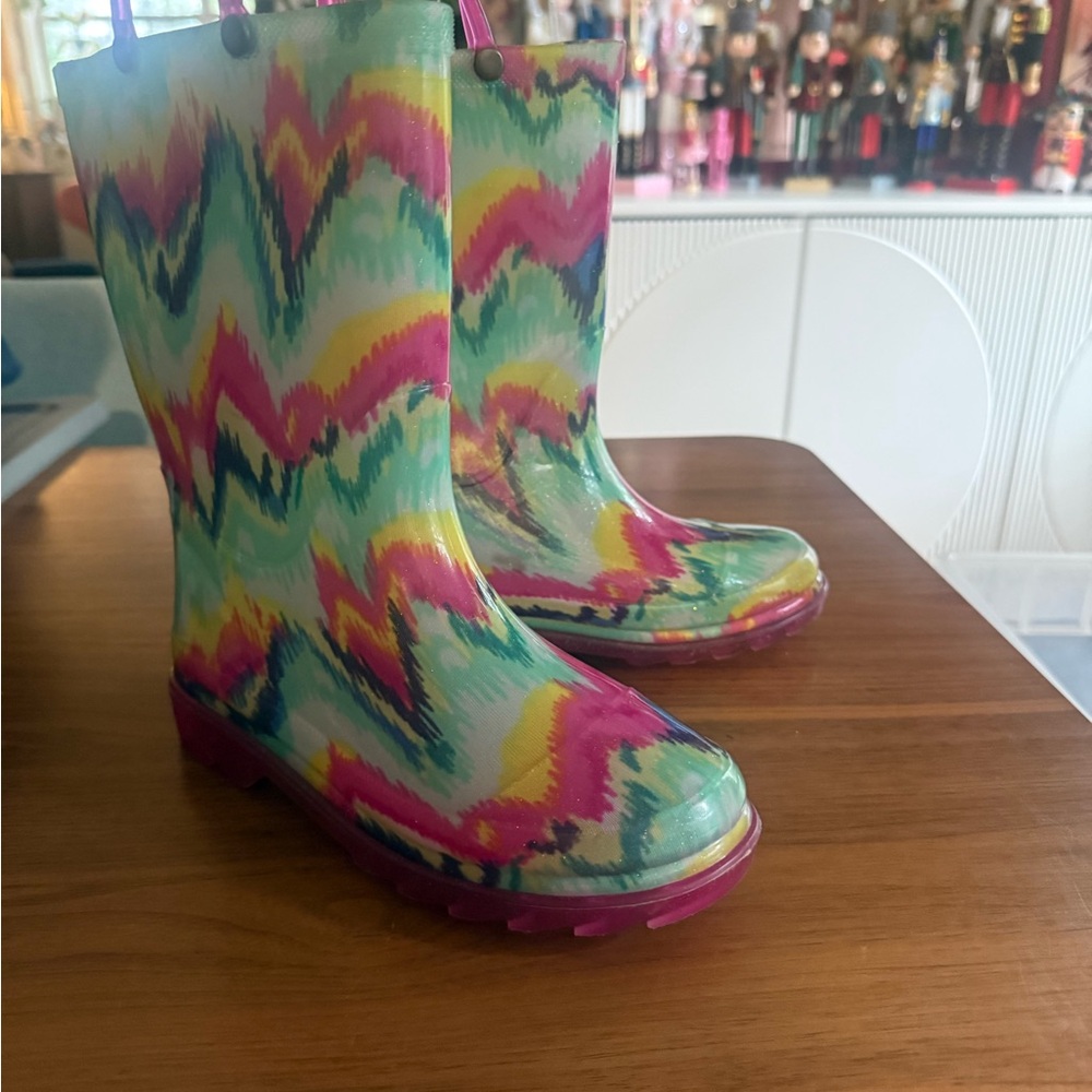 Vibrant Zigzag Kids Rain Boots